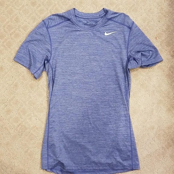 Nike Shirt - Picture 1 of 2